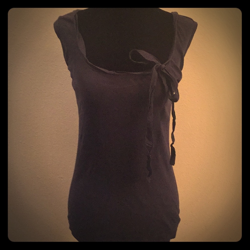 Sleeveless Navy Ribbed Top with Bow